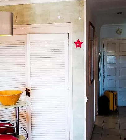 Cozy Americas Apartman *